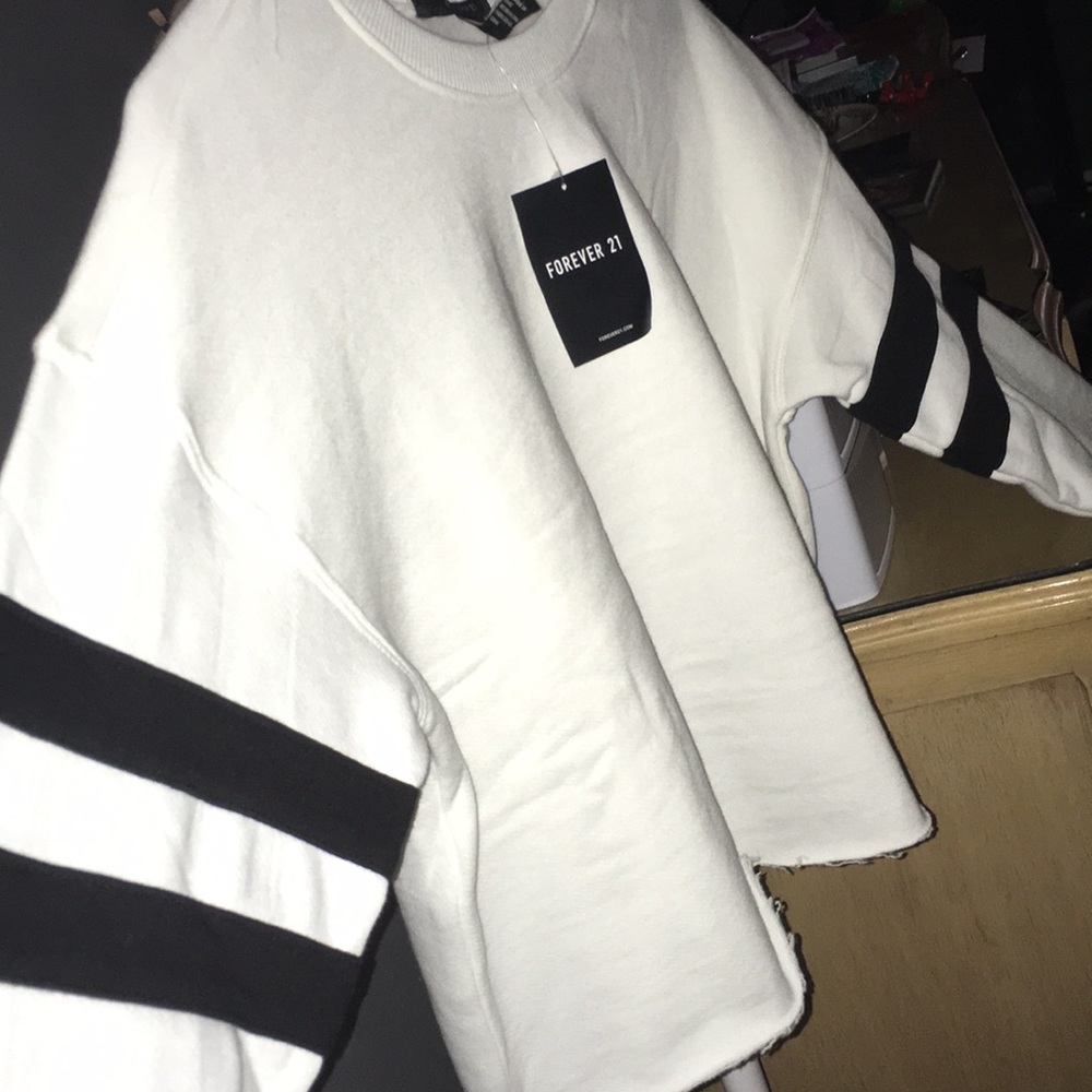 Forever 21 white crop top